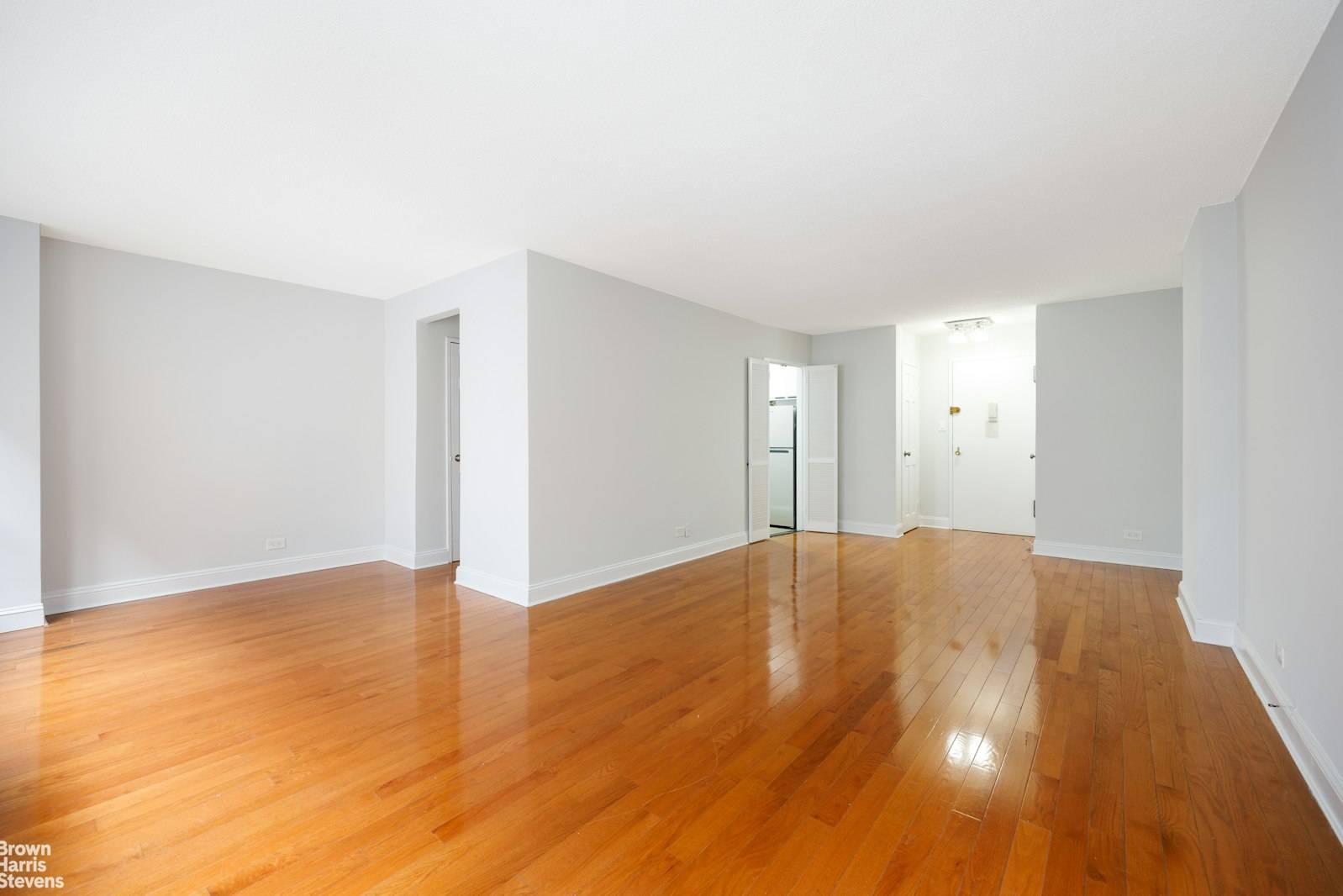 Manhattan, NY 10028,520 E 81ST Street #5A