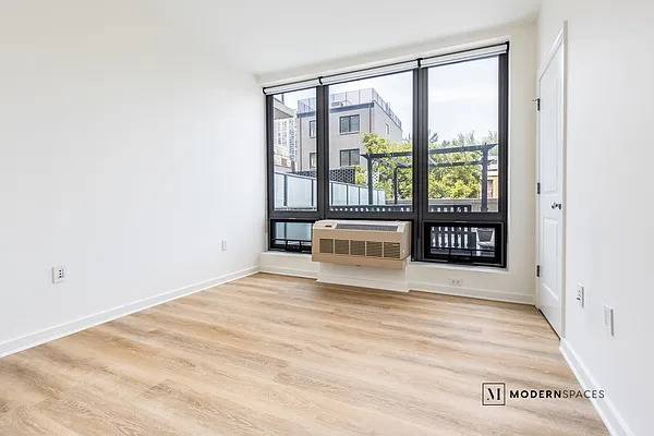 Queens, NY 11101,5-49 Borden Avenue #2-K
