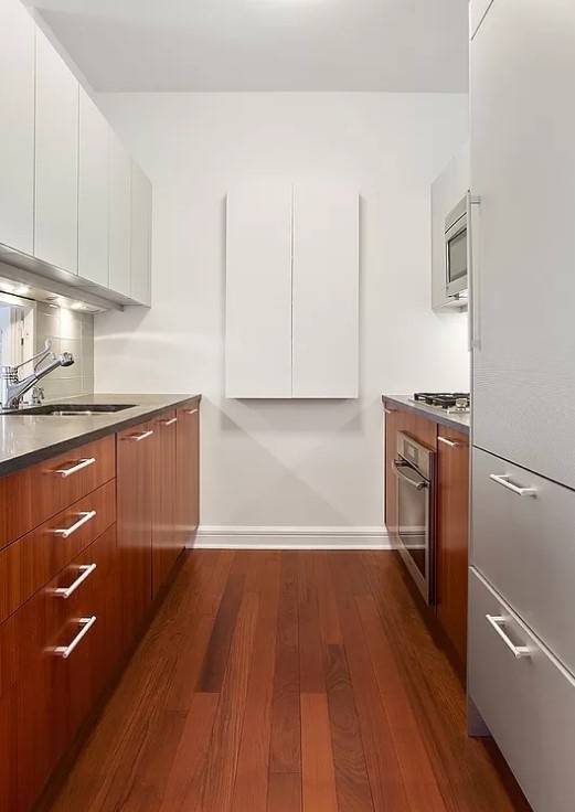 Manhattan, NY 10069,100 Riverside Boulevard #7-T