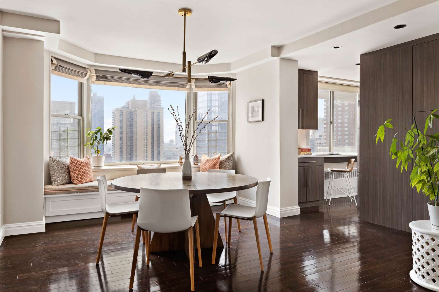 Manhattan, NY 10021,300 E 74TH Street #23G