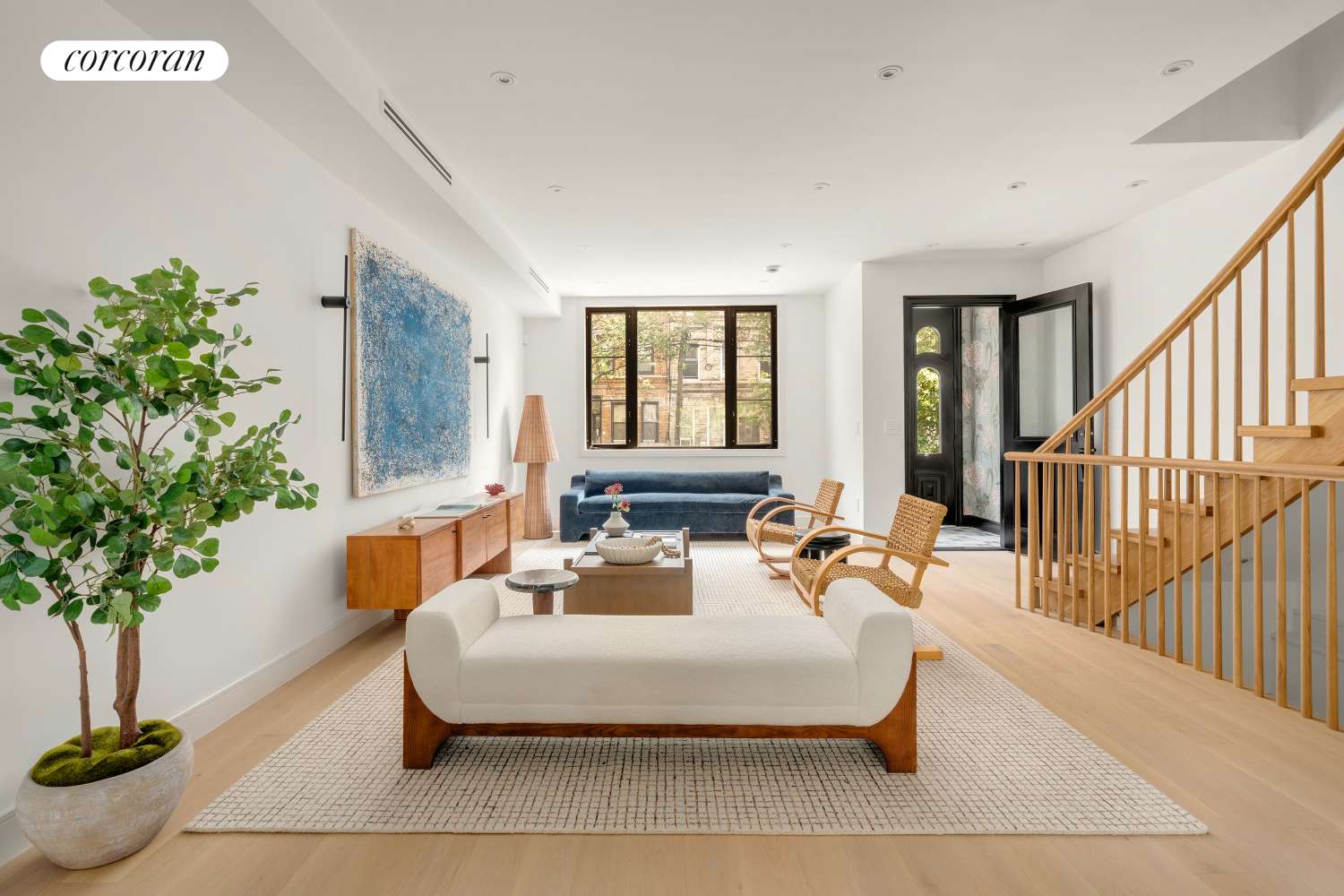 Brooklyn, NY 11222,137 KINGSLAND Avenue