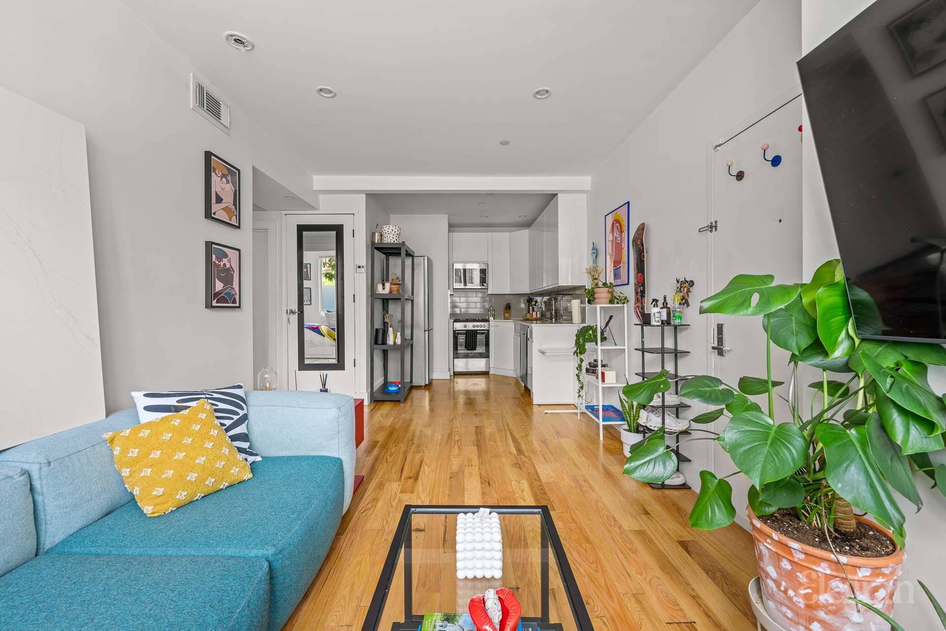 Brooklyn, NY 11221,725 Lafayette Avenue #1A