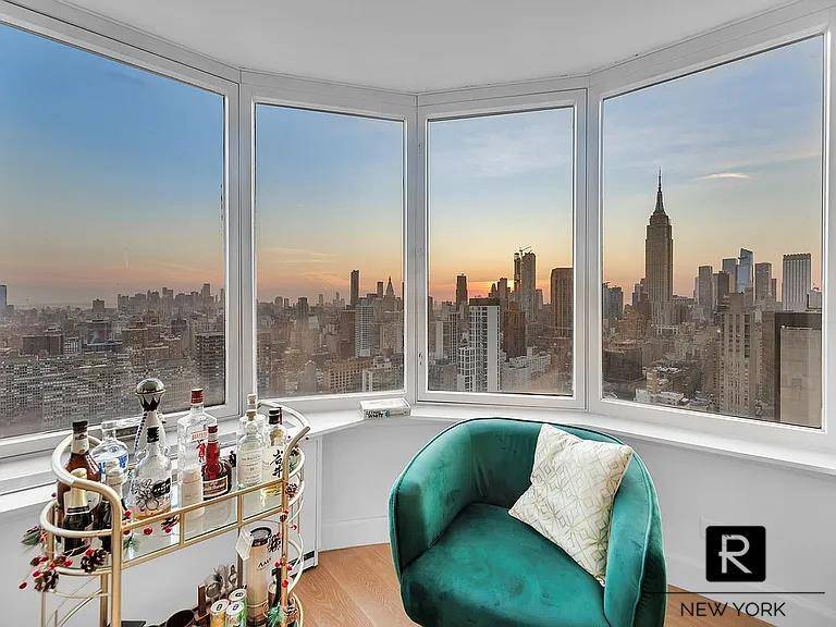 Manhattan, NY 10016,330 E 38th Street #46-C