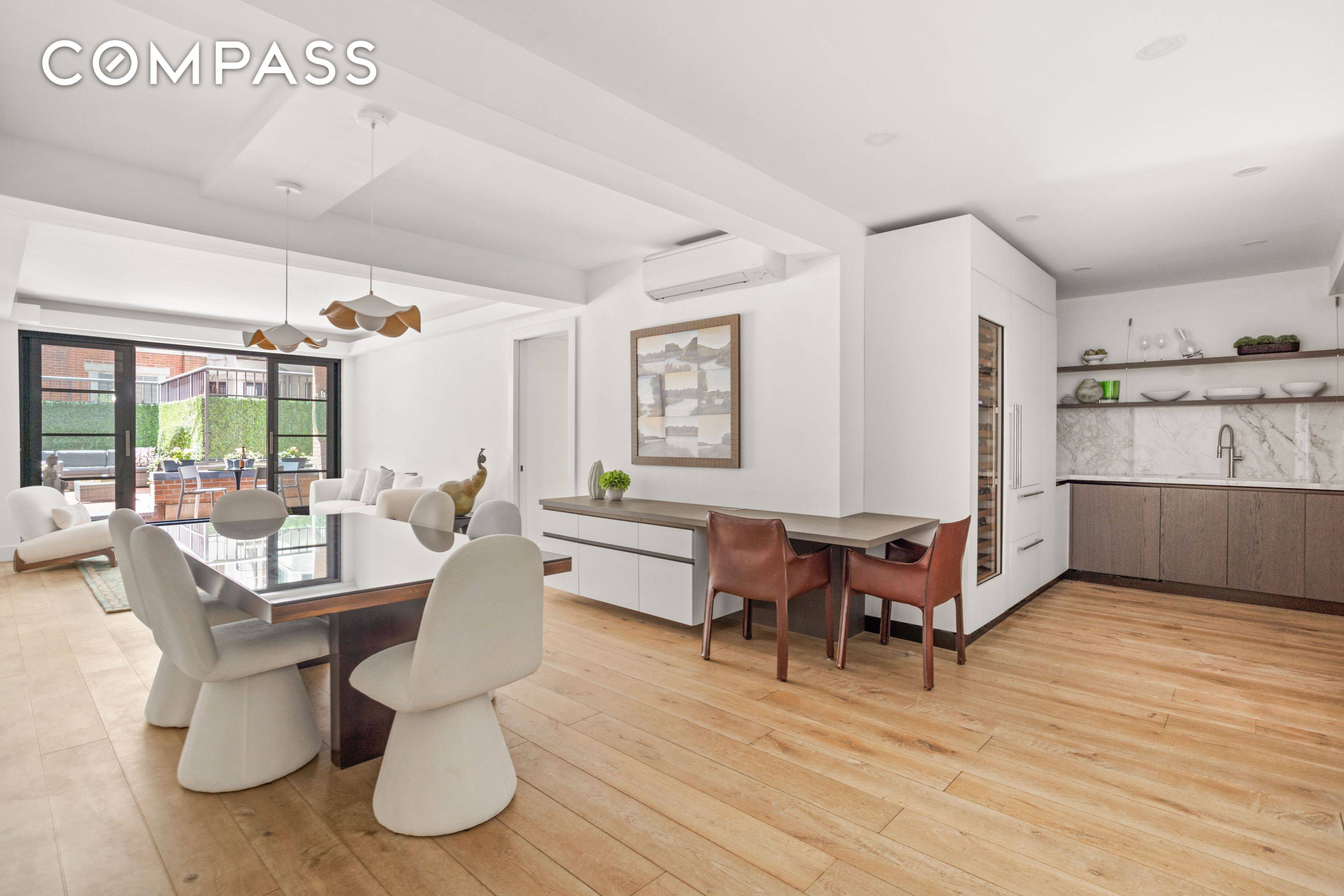 Manhattan, NY 10021,20 E 74th Street #2G
