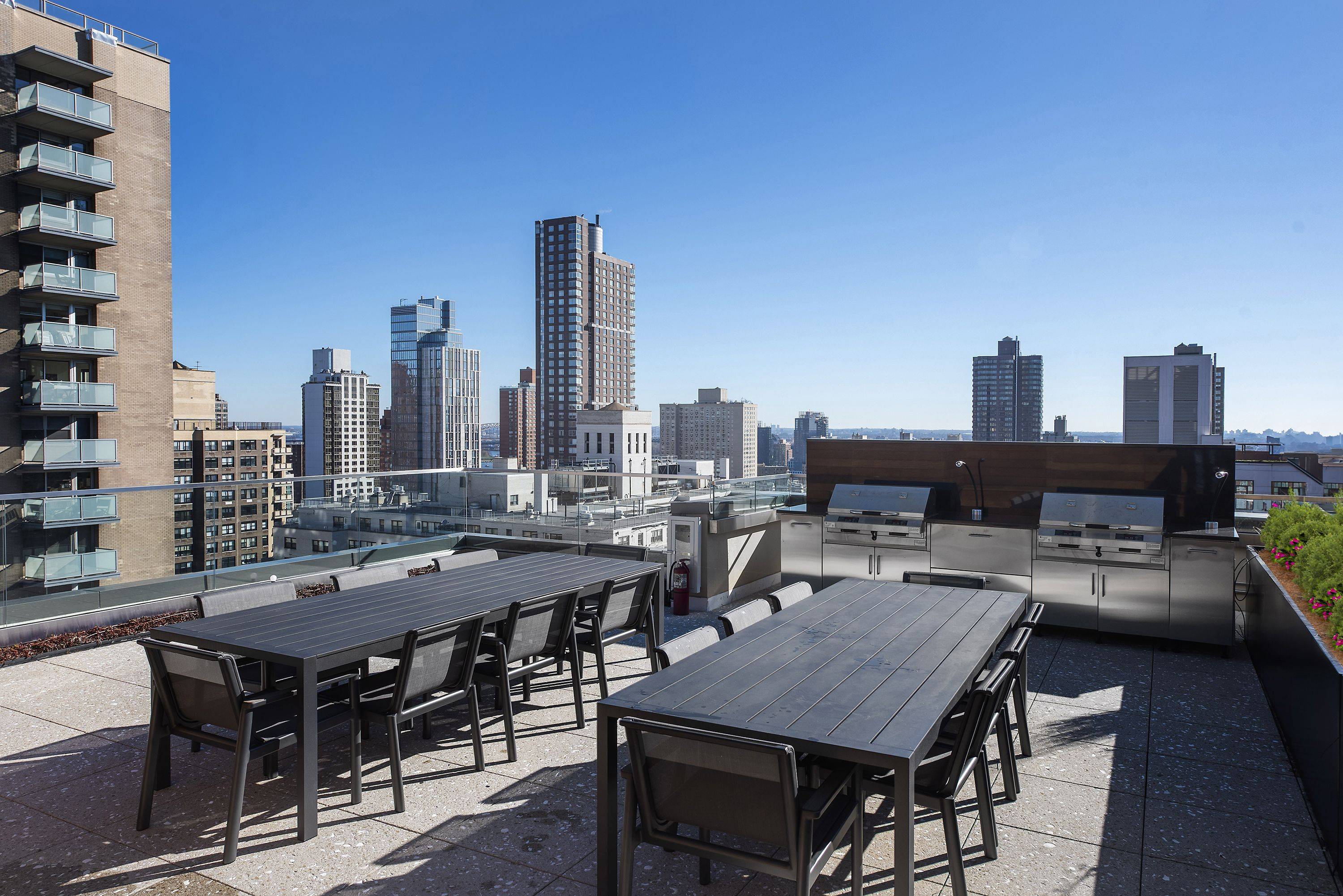 Manhattan, NY 10028,240 E 86th Street #18-E