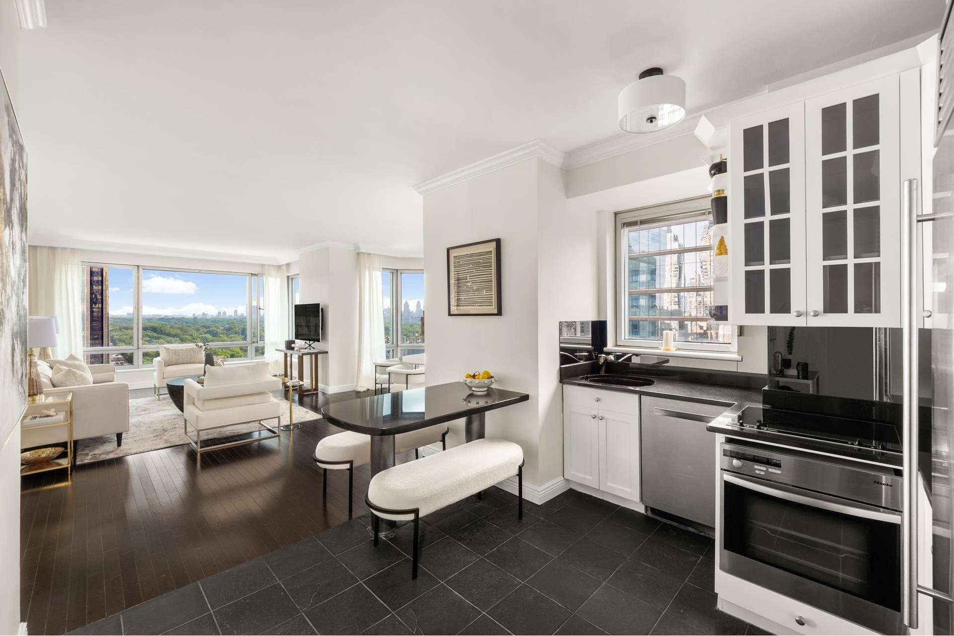 Manhattan, NY 10019,301 W 57TH Street #16C
