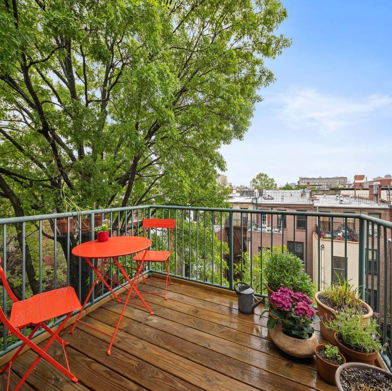 Manhattan, NY 10027,148 W 121st Street #5