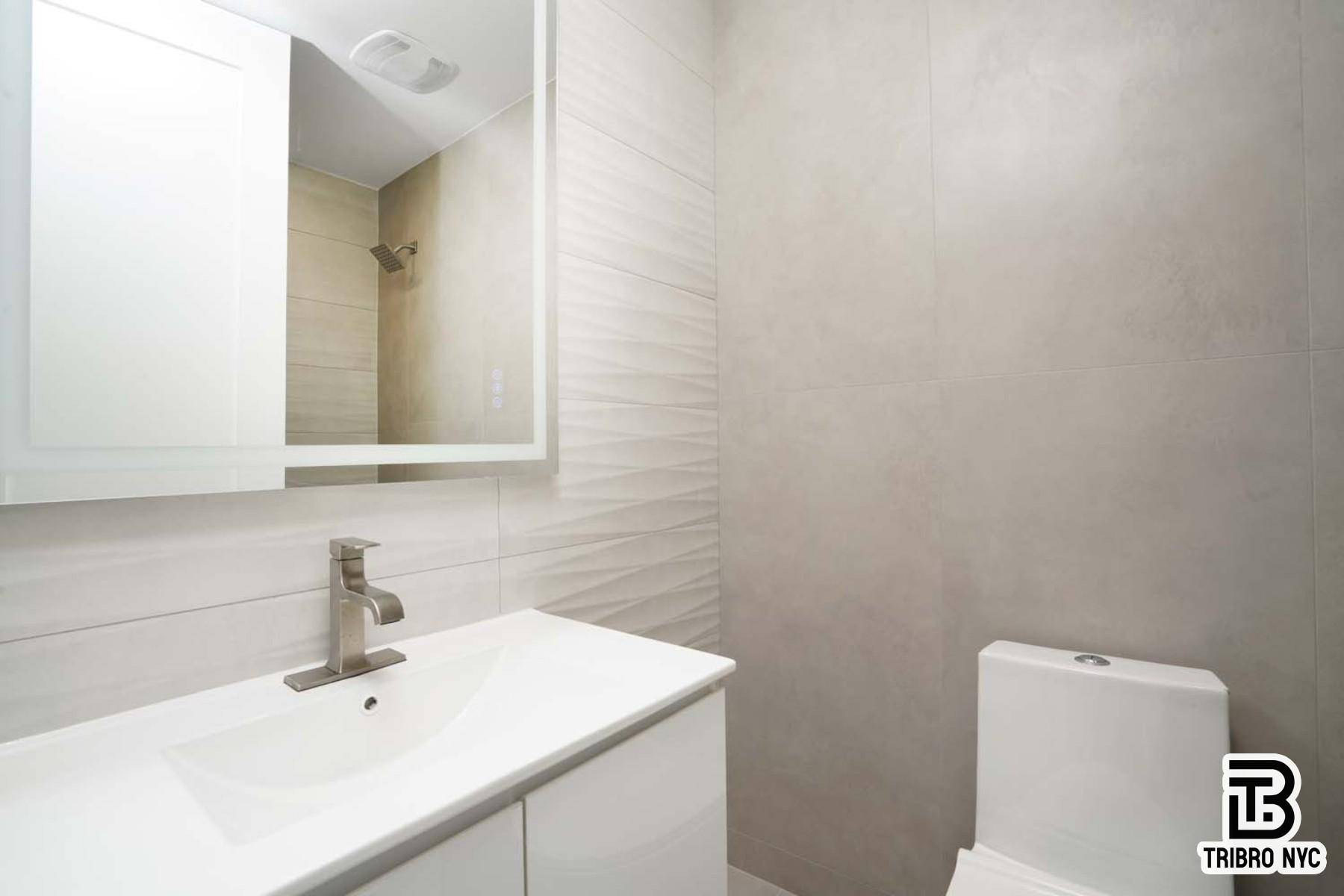 Brooklyn, NY 11205,13 N Elliott Place #3