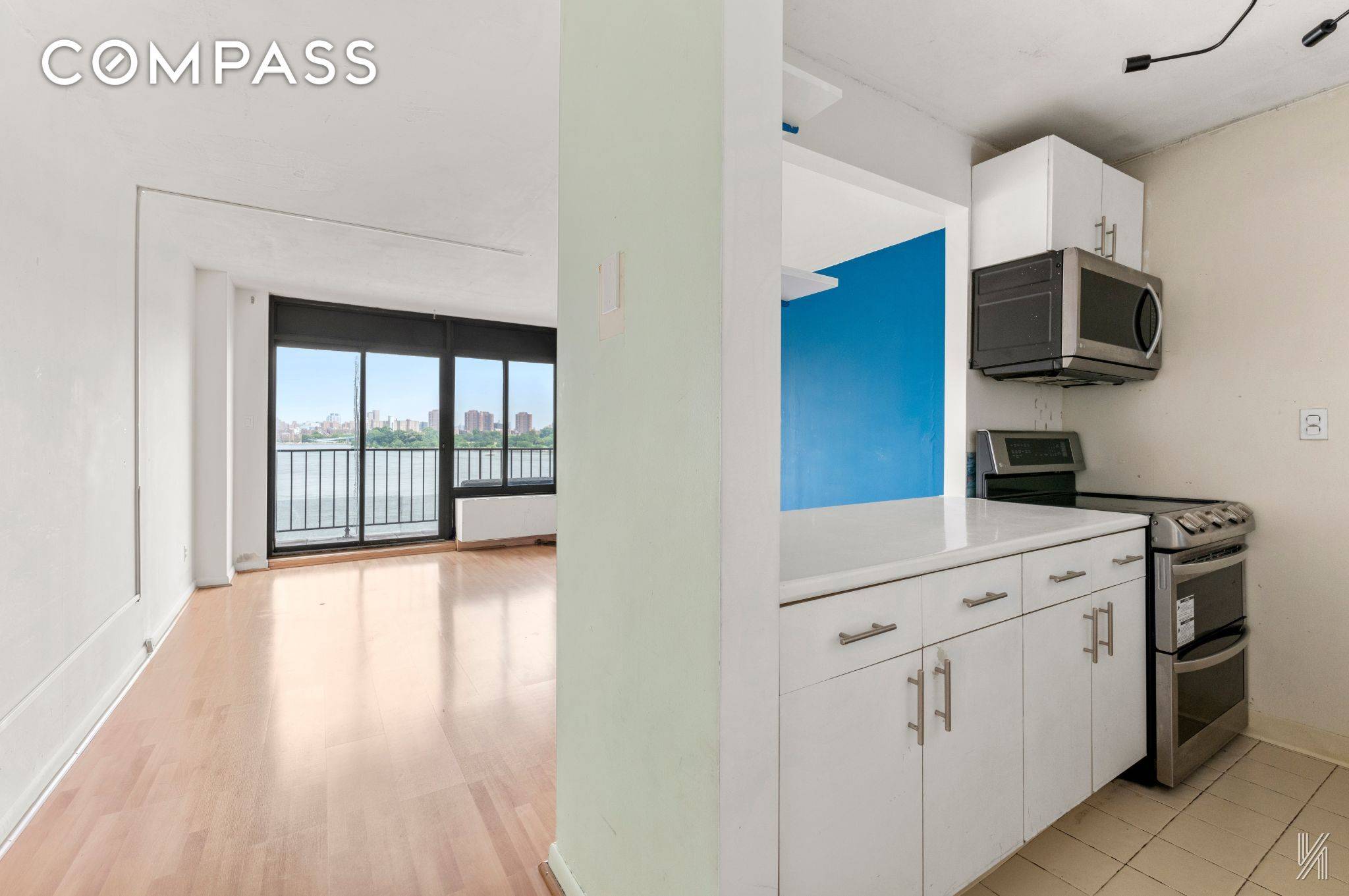 Queens, NY 11102,25-40 Shore Boulevard #4R