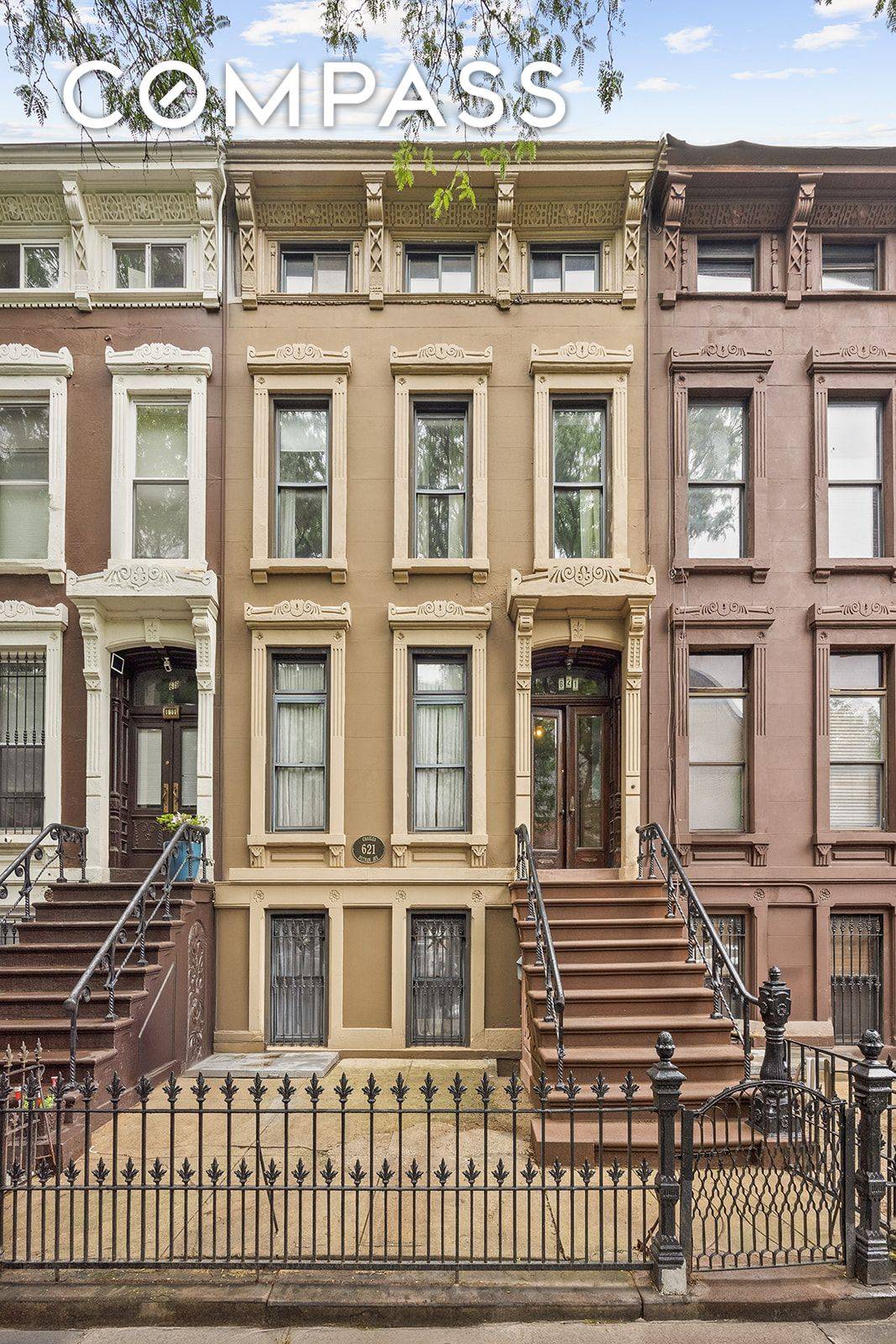 Brooklyn, NY 11221,621 Putnam Avenue
