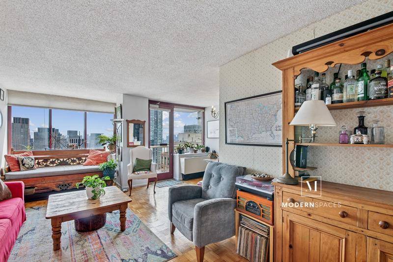 Queens, NY 11109,4-74 48th Avenue #35-L