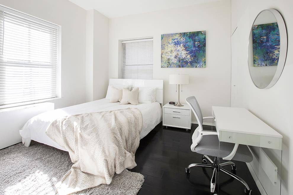 Manhattan, NY 10019,150 W 51st Street #2032