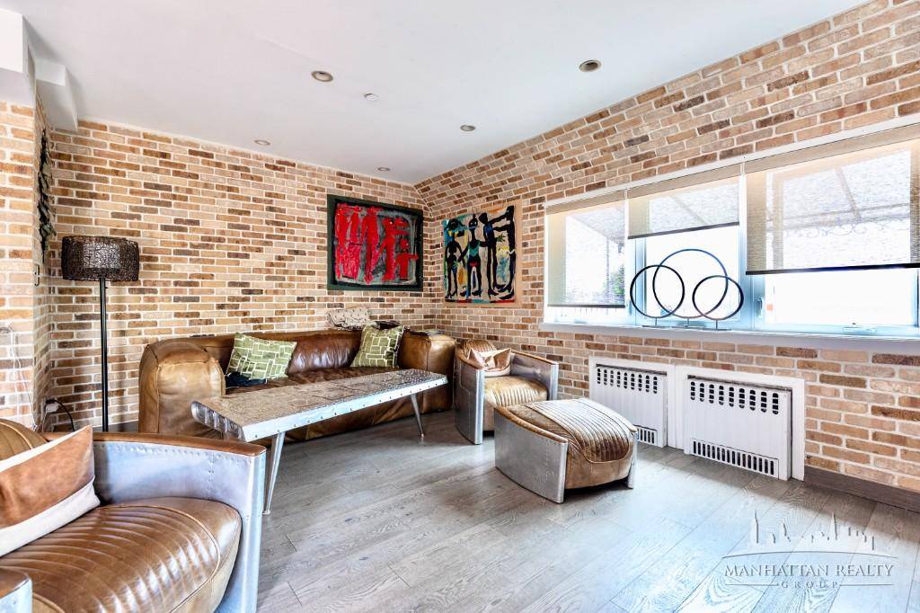 Brooklyn, NY 11235,3567 Shore Parkway #4A