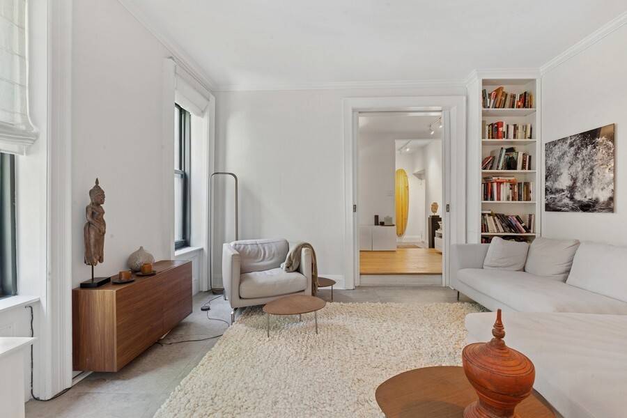 Manhattan, NY 10001,254 W 25TH Street #2C