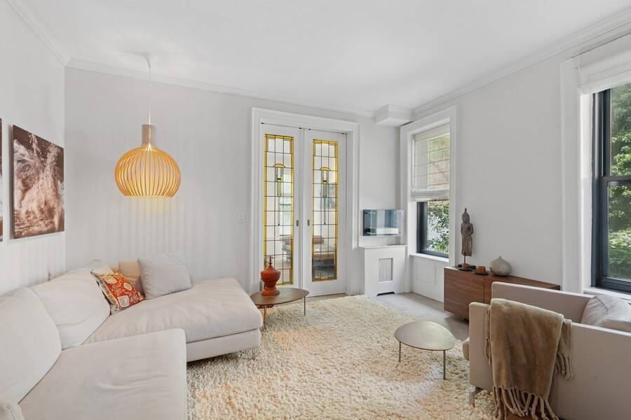 Manhattan, NY 10001,254 W 25TH Street #2C