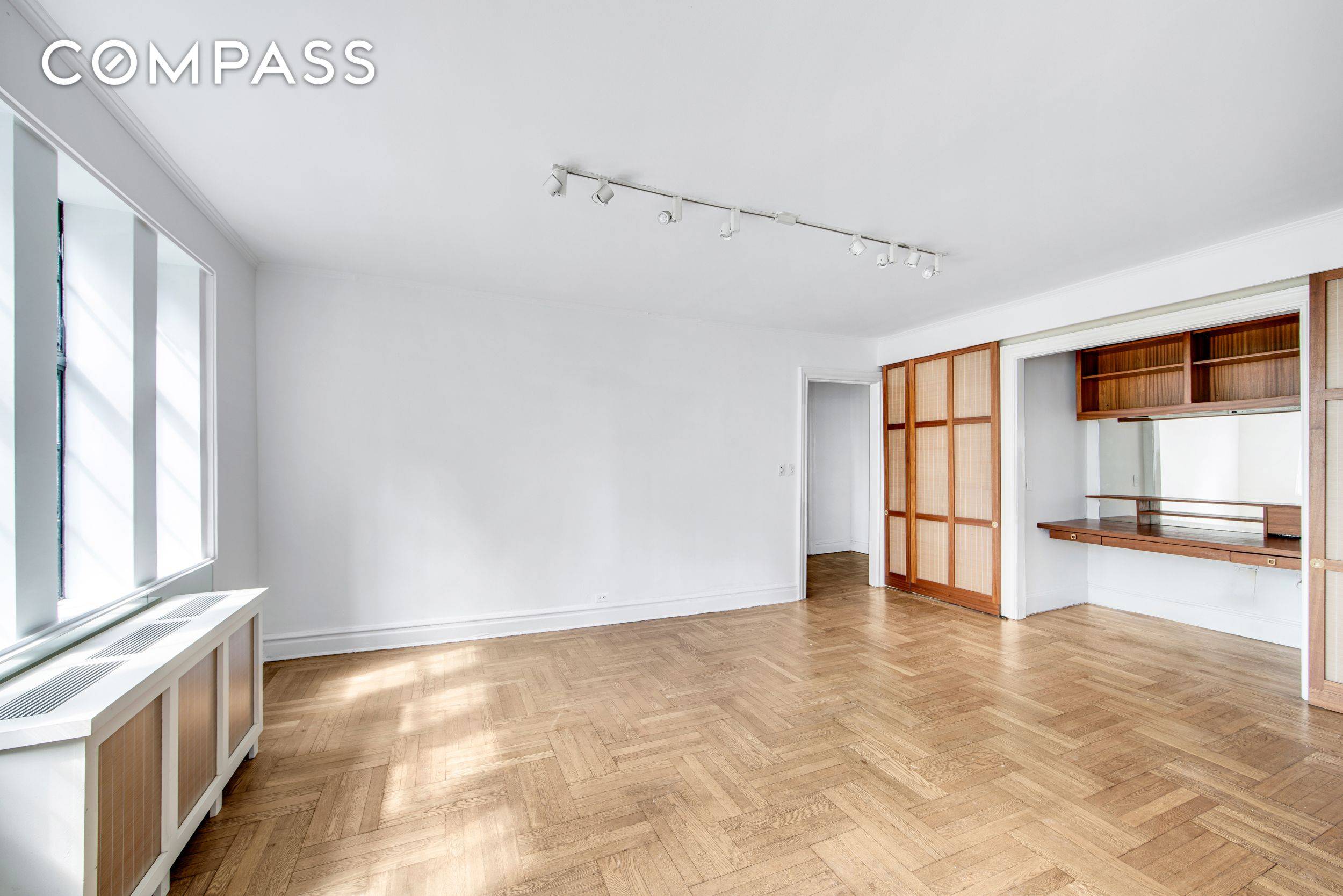 Manhattan, NY 10033,116 Pinehurst Avenue #R32