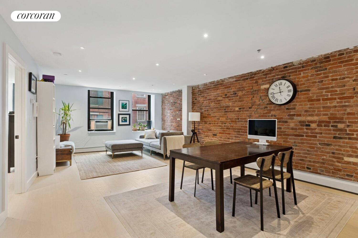 Manhattan, NY 10038,264 WATER Street #3A