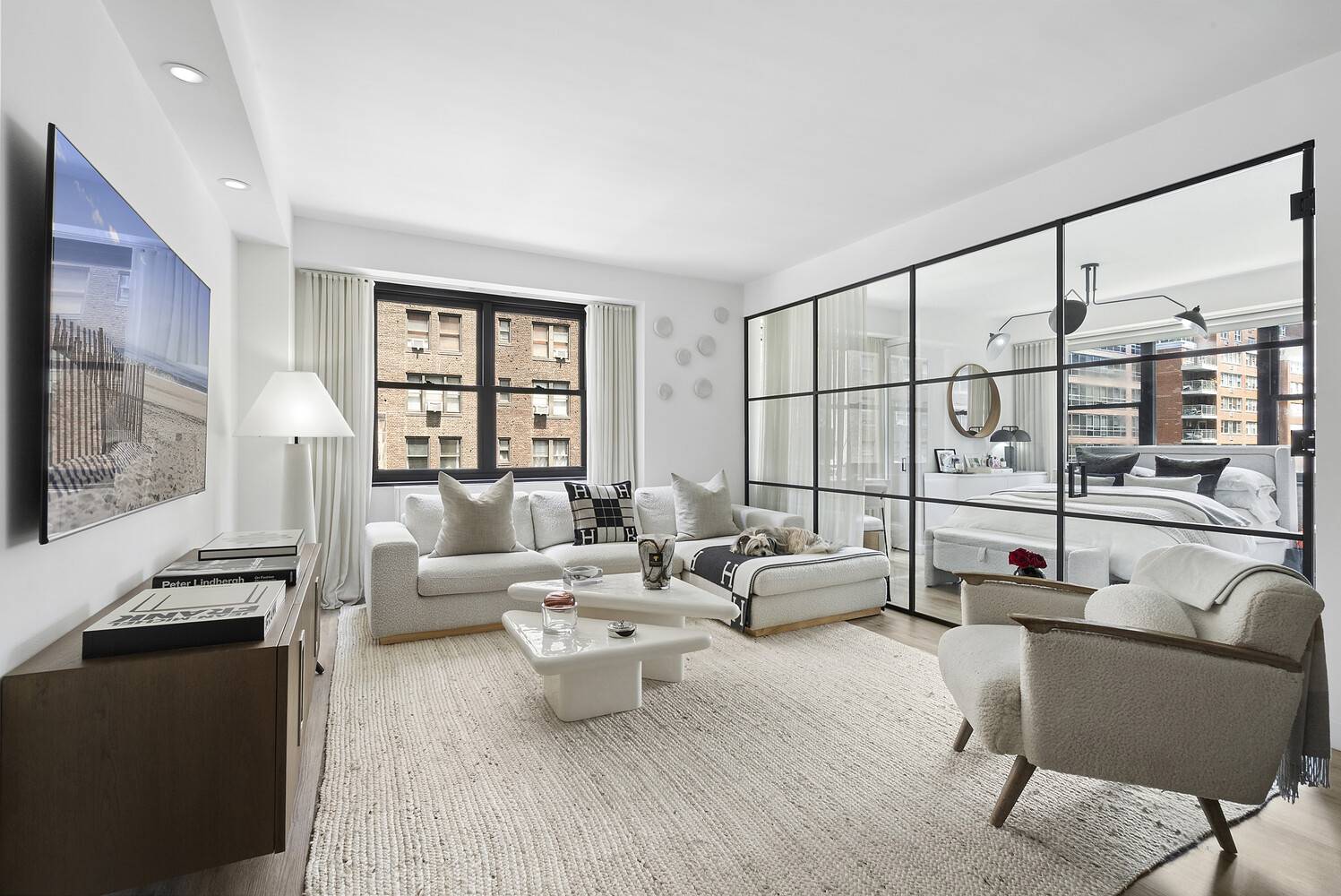 Manhattan, NY 10022,400 E 54TH Street #5F