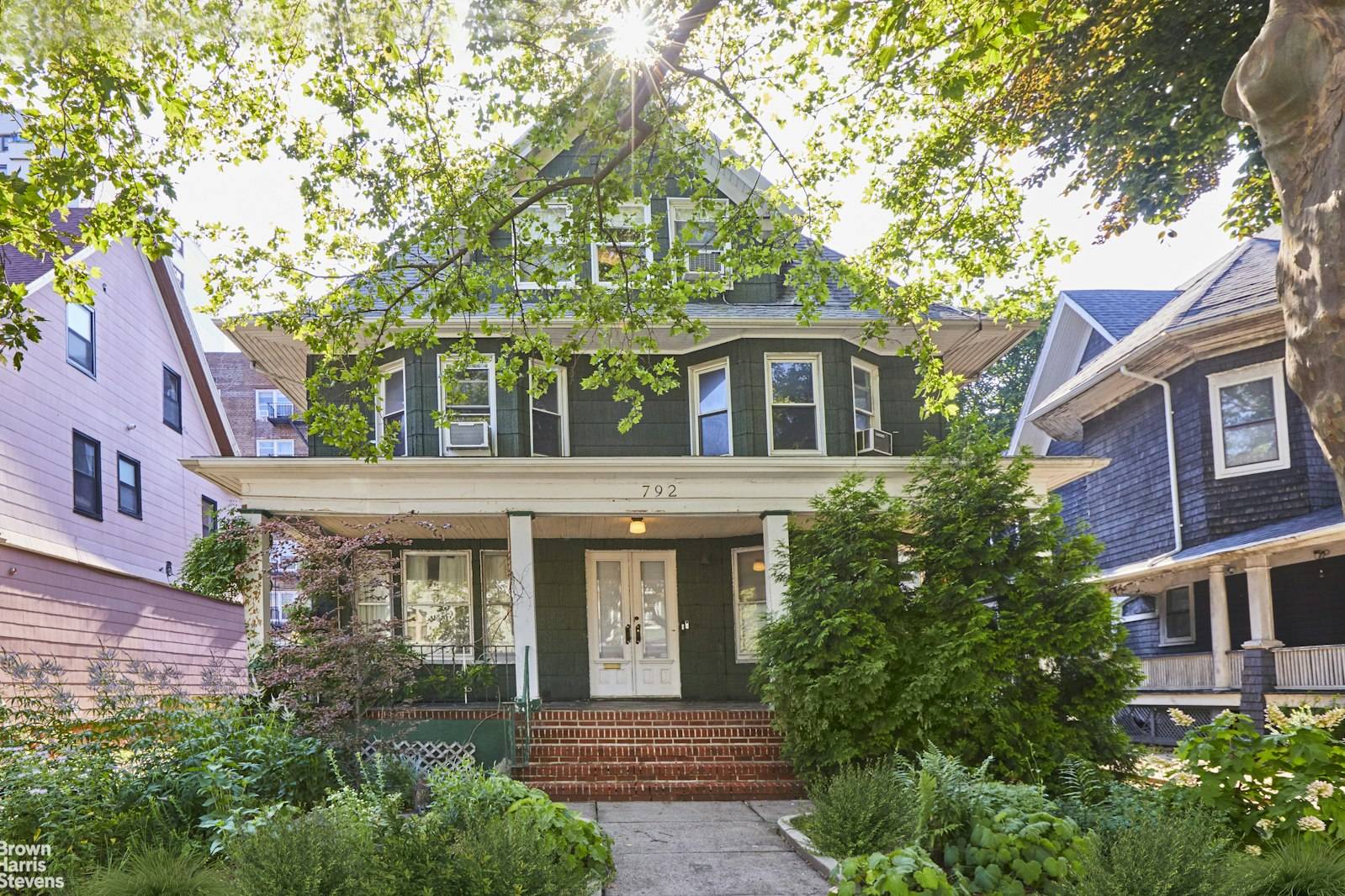 Brooklyn, NY 11210,792 E 21ST Street