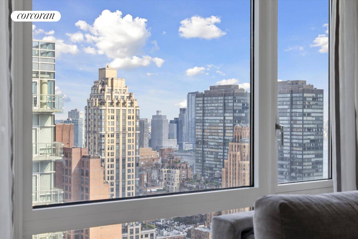 Manhattan, NY 10022,250 E 53RD Street #3303