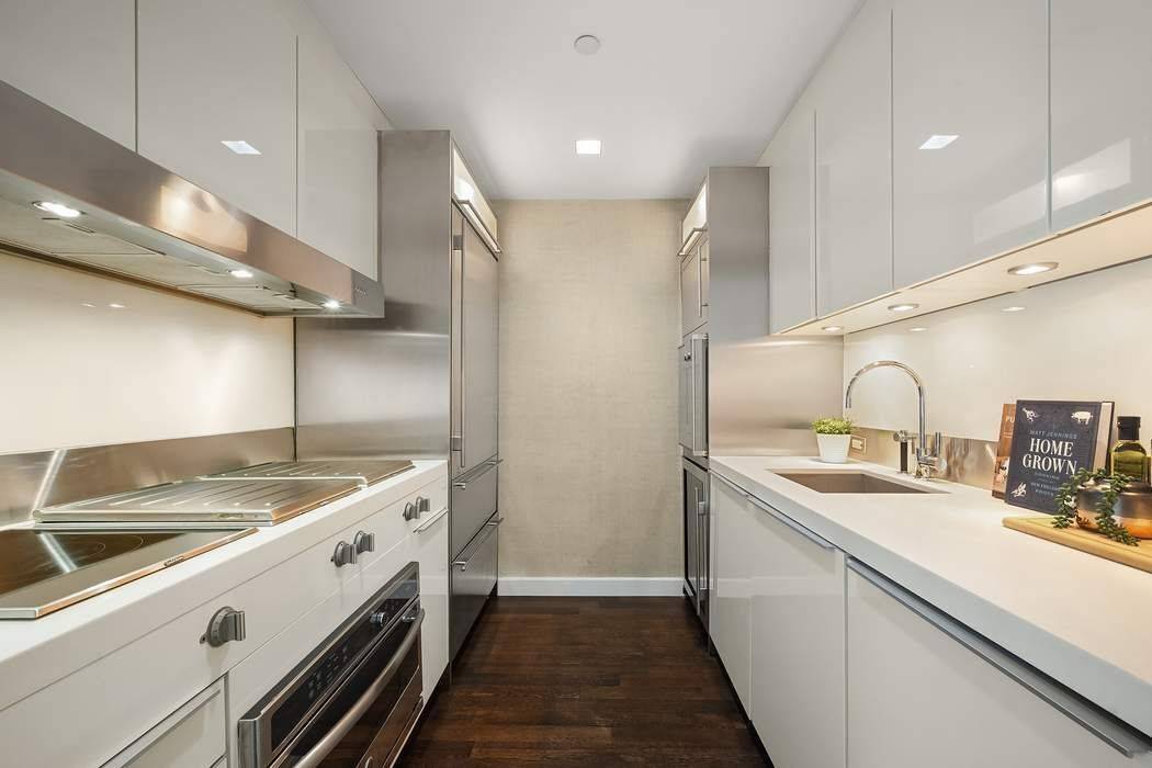 Manhattan, NY 10065,400 E 67th Street #10D