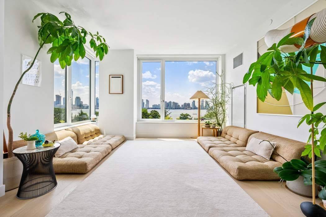 Manhattan, NY 10013,450 Washington Street #410