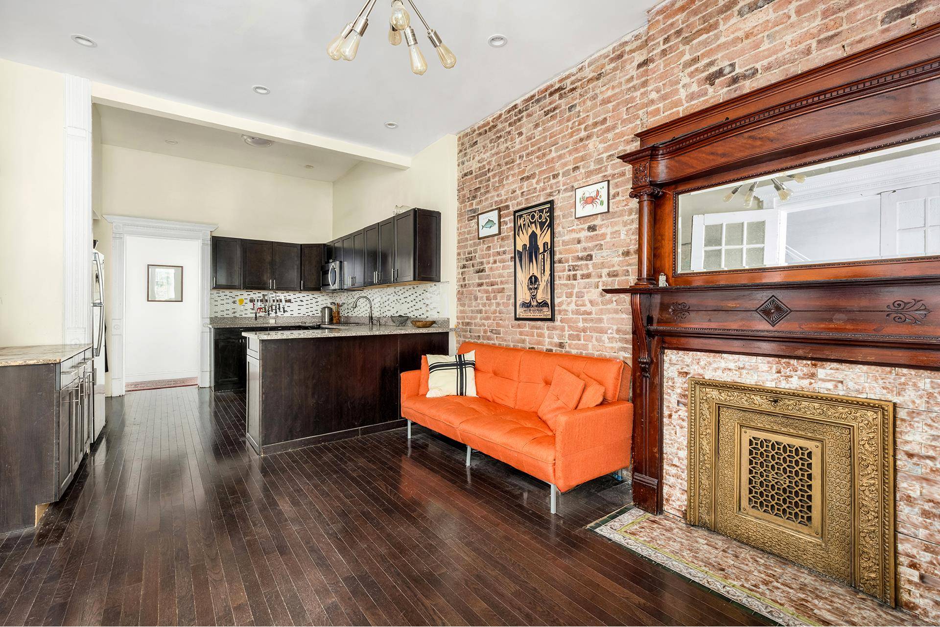 Brooklyn, NY 11233,621 MACON Street