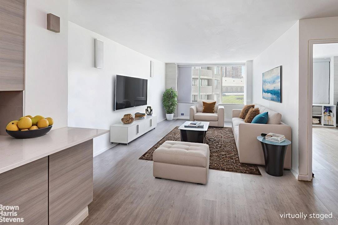 Manhattan, NY 10023,61 W 62ND Street #8H
