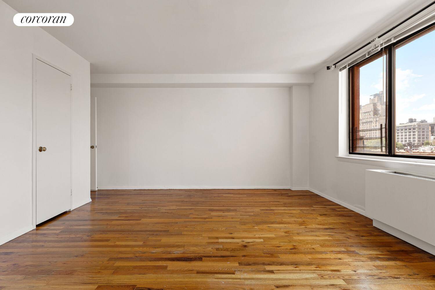 Manhattan, NY 10011,252 W 17TH Street #8A