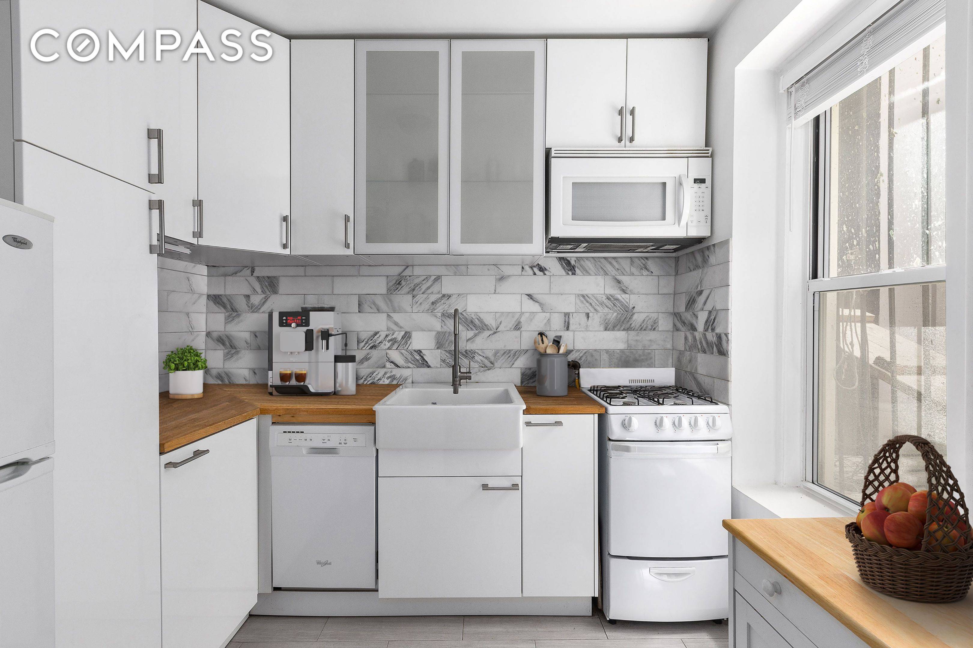 Manhattan, NY 10011,261 W 22nd Street #5