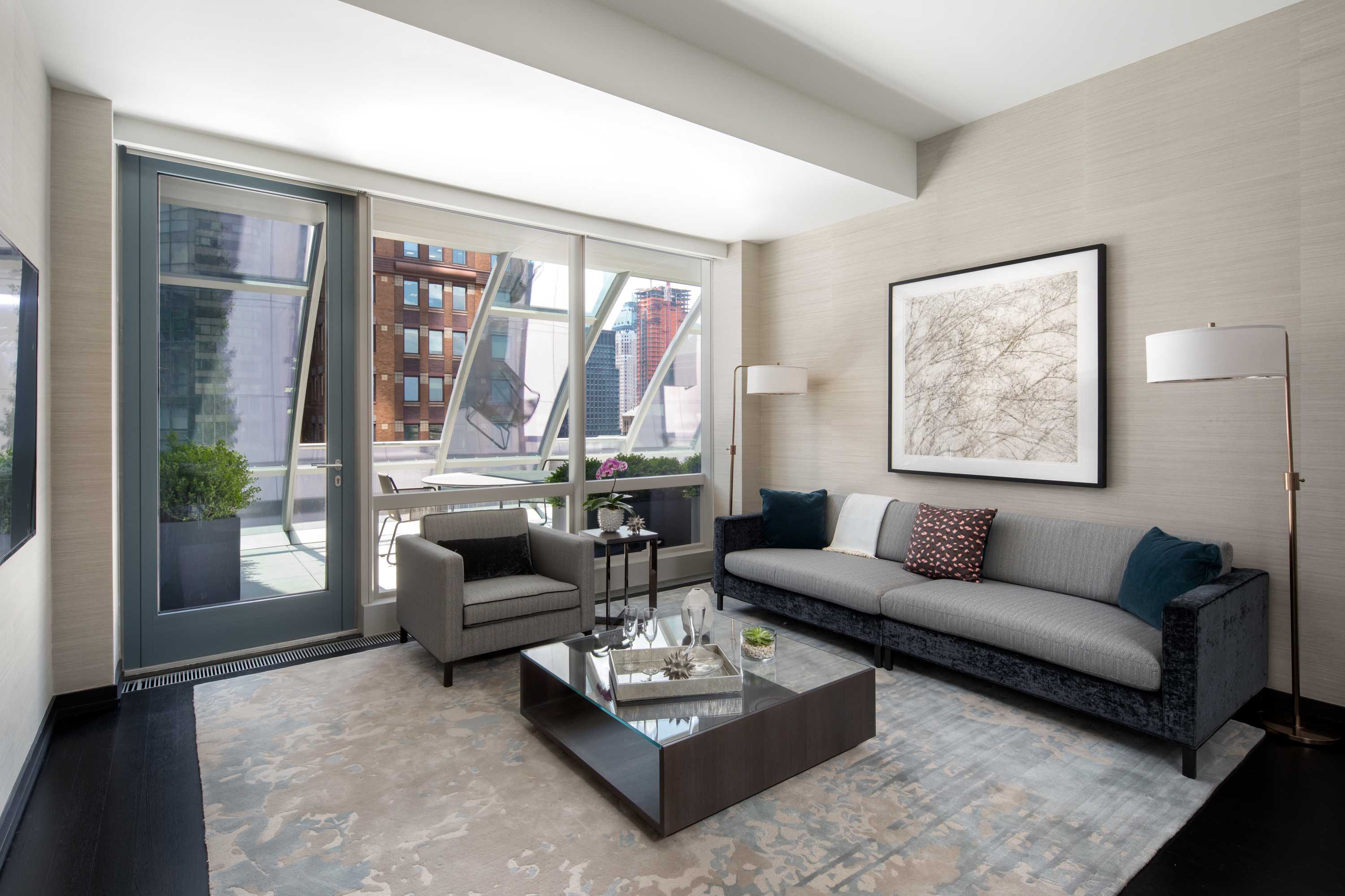 Manhattan, NY 10019,157 W 57th Street #32T