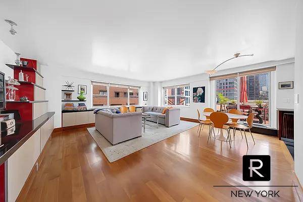 Manhattan, NY 10022,211 E 53rd Street #12-C