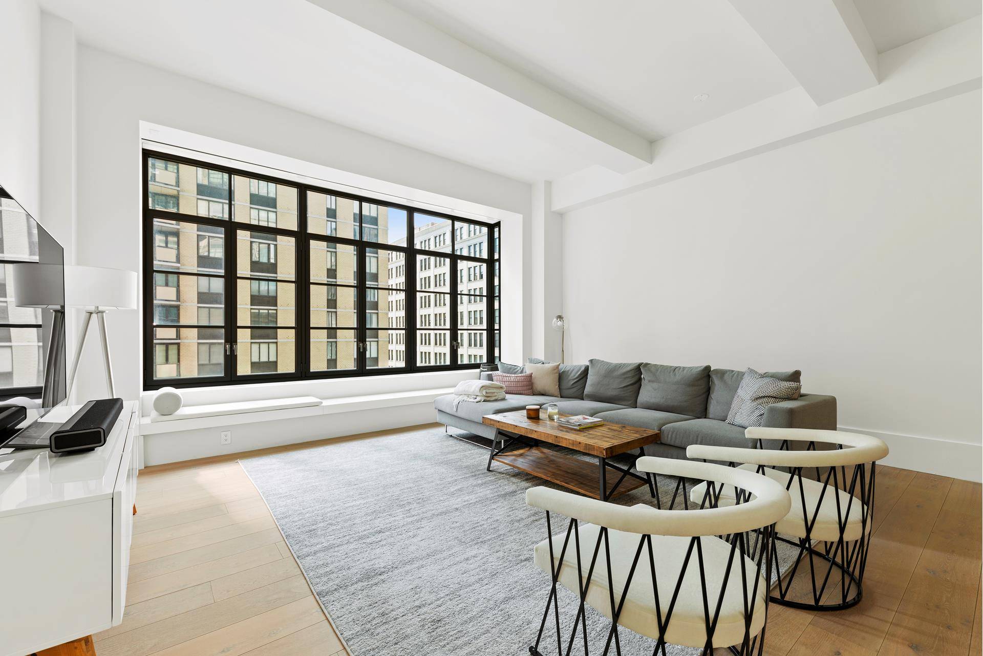 Manhattan, NY 10016,404 PARK Avenue S #7A