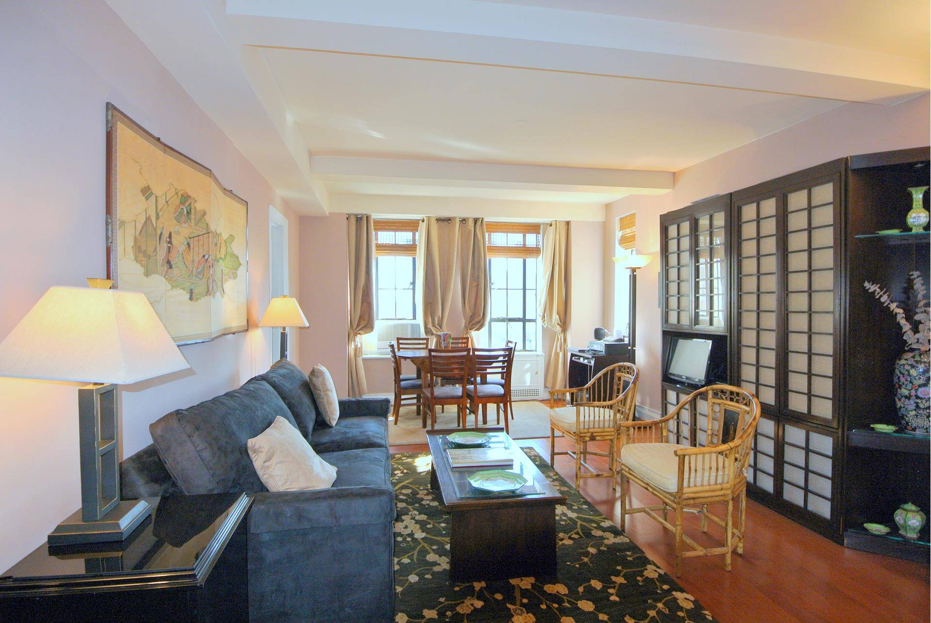 Manhattan, NY 10019,350 W 57TH Street #15C