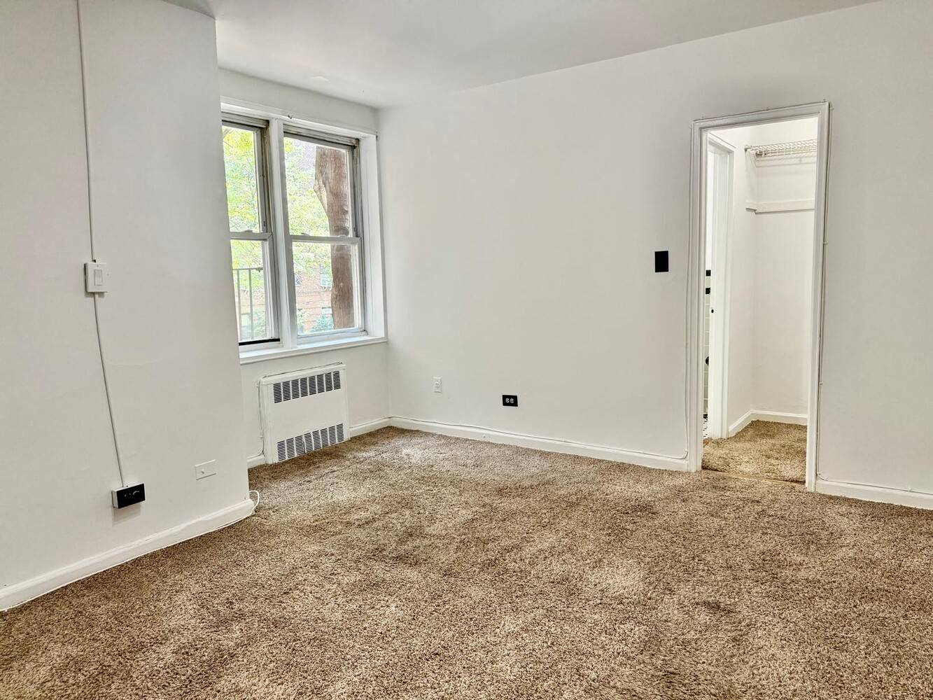 Queens, NY 11372,35-38 75TH Street #2F