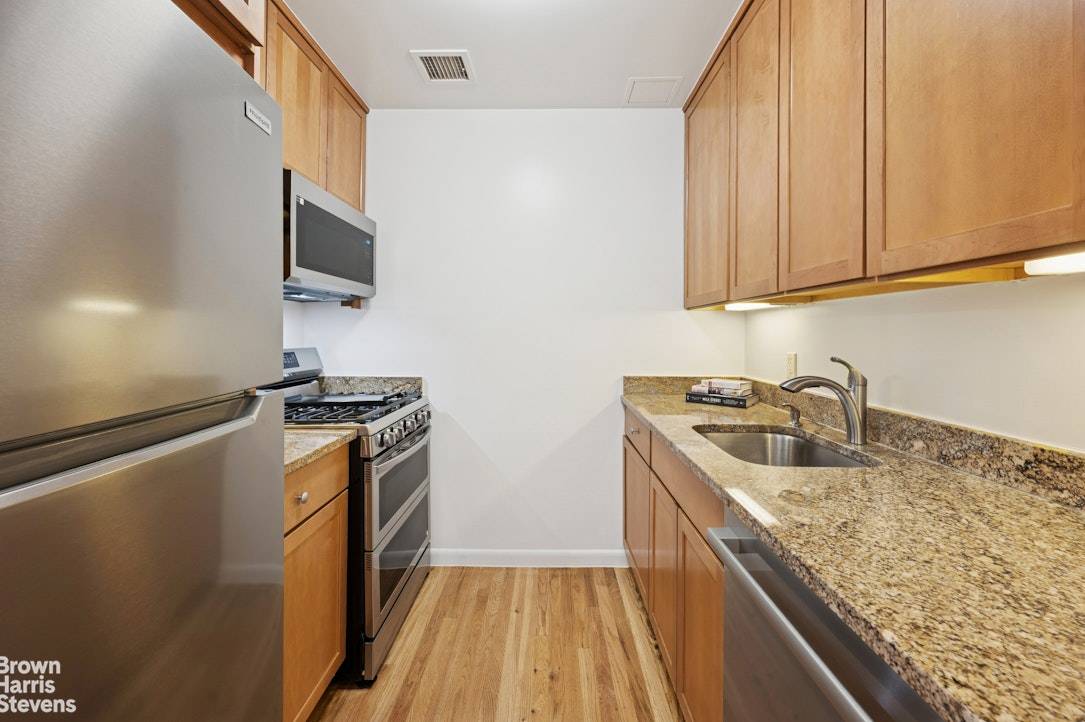 Manhattan, NY 10037,69 E 130TH Street #PHB