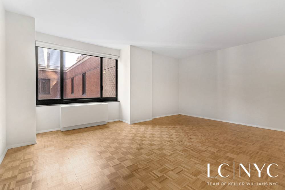 Manhattan, NY 10280,200 Rector Place #9R