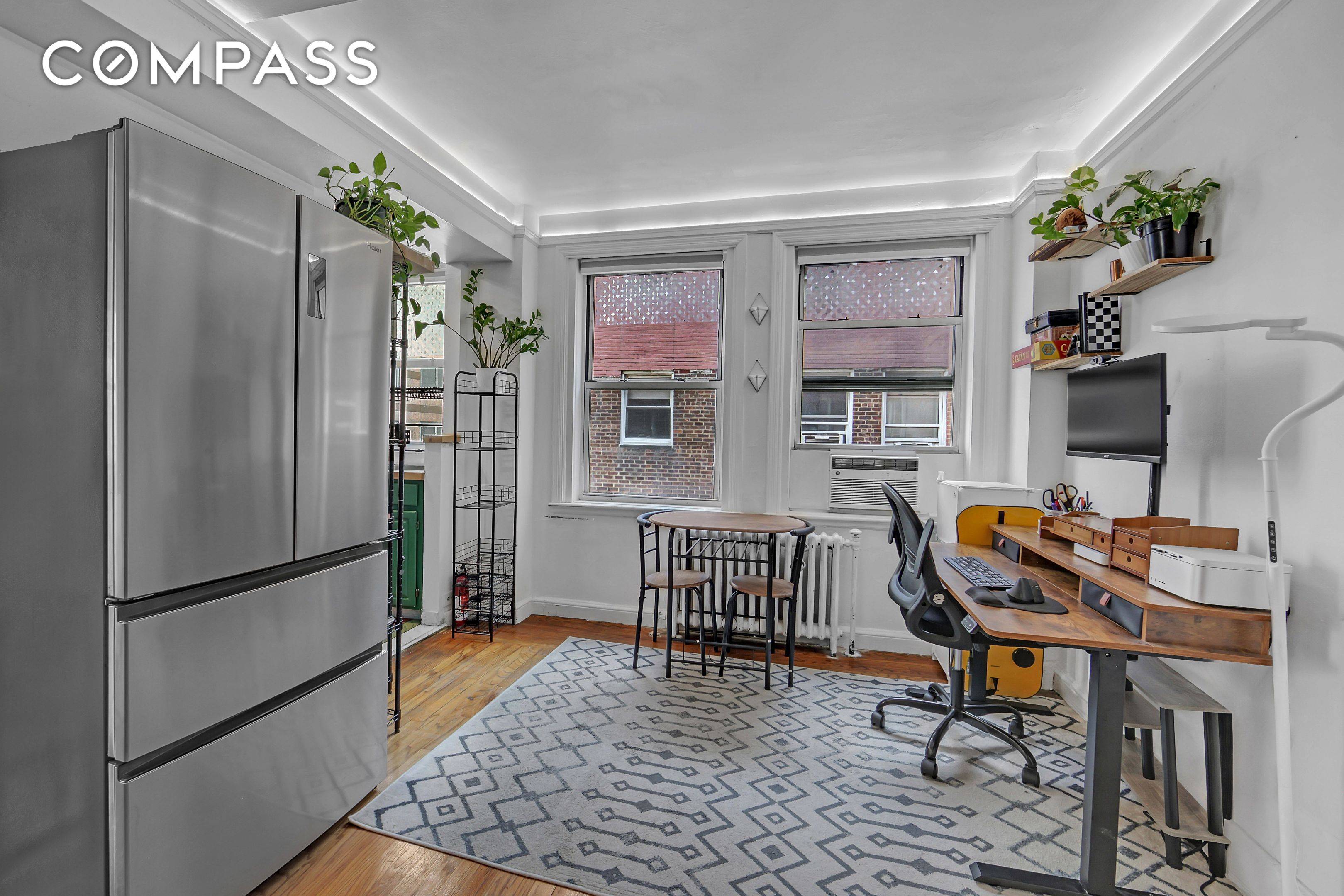 Manhattan, NY 10017,333 E 43rd Street #909