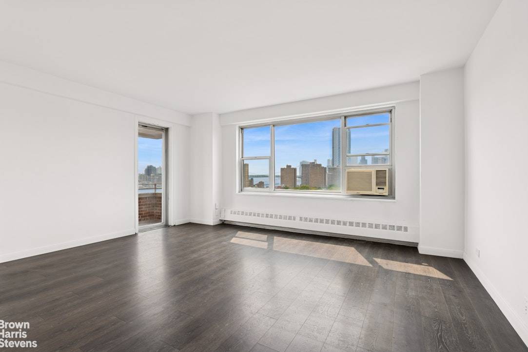 Manhattan, NY 10002,577 GRAND Street #F1407