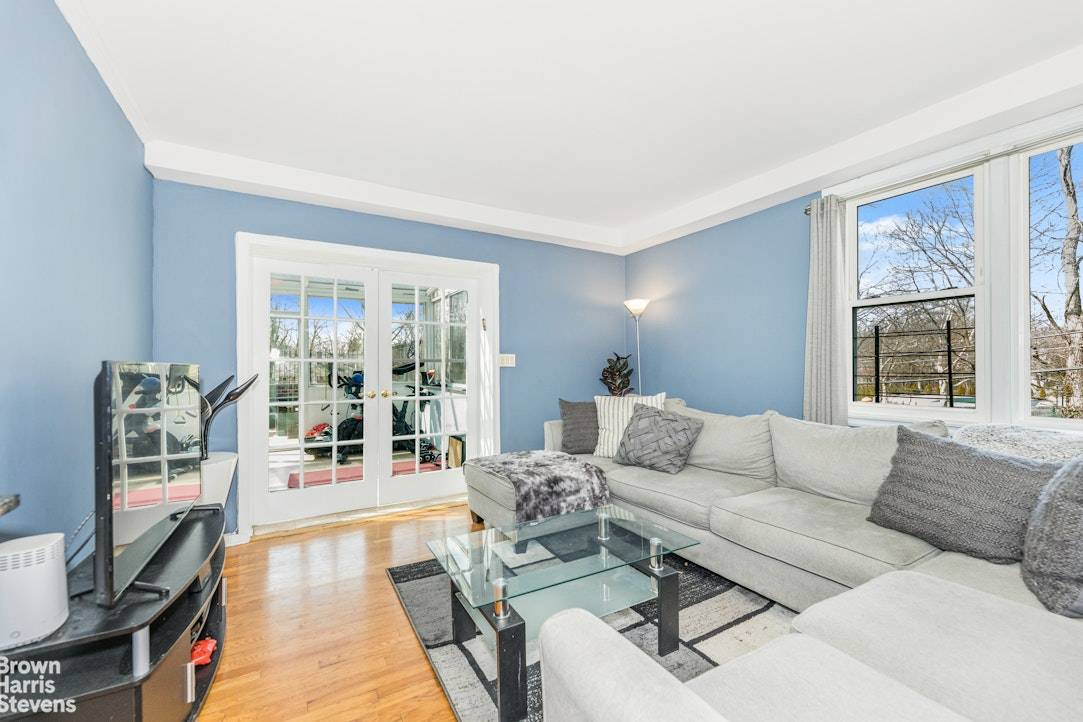 Bronx, NY 10471,4601 HENRY HUDSON Parkway #B11B14