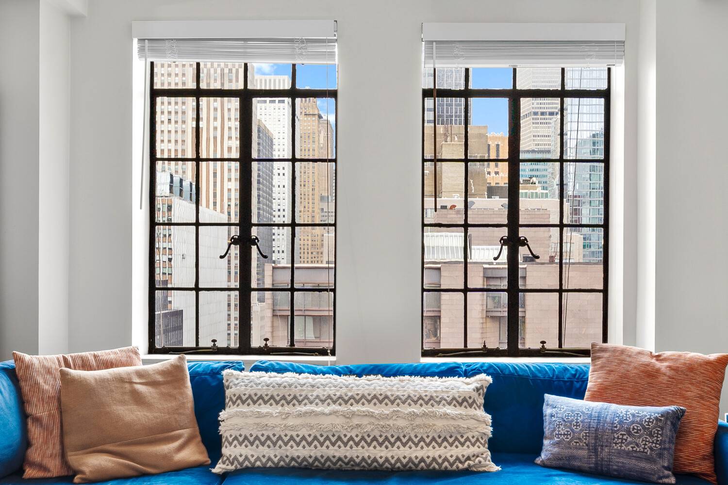 Manhattan, NY 10017,45 TUDOR CITY Place #1515