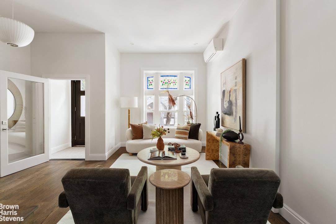 Manhattan, NY 10026,32 W 119TH Street