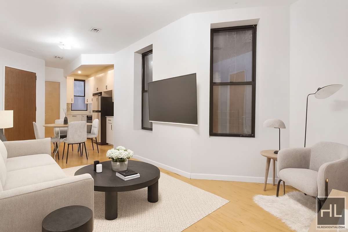 Manhattan, NY 10026,2072 Frederick Douglass Boulevard #2C