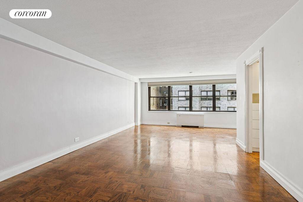 Manhattan, NY 10022,225 E 57TH Street #8N