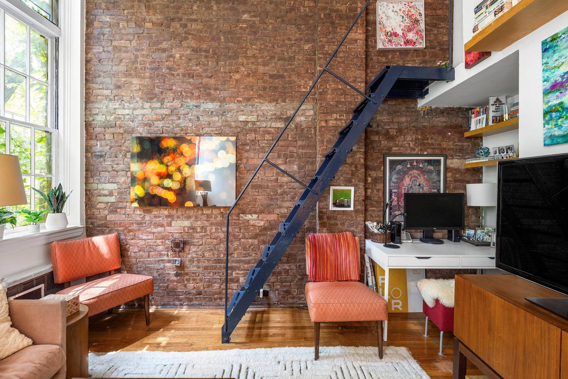 Manhattan, NY 10011,100 W 15TH Street #2A