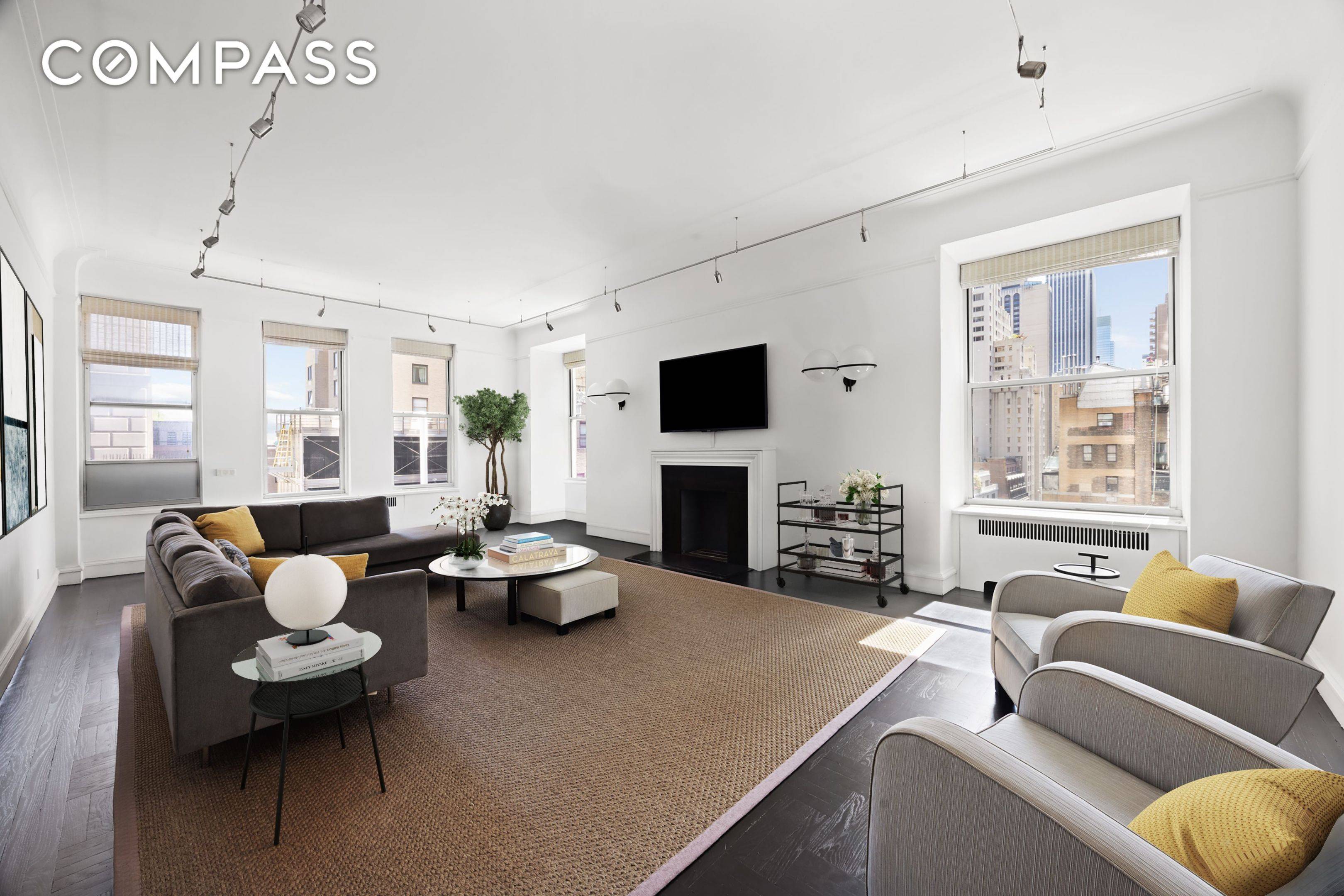 Manhattan, NY 10019,180 W 58th Street #11A