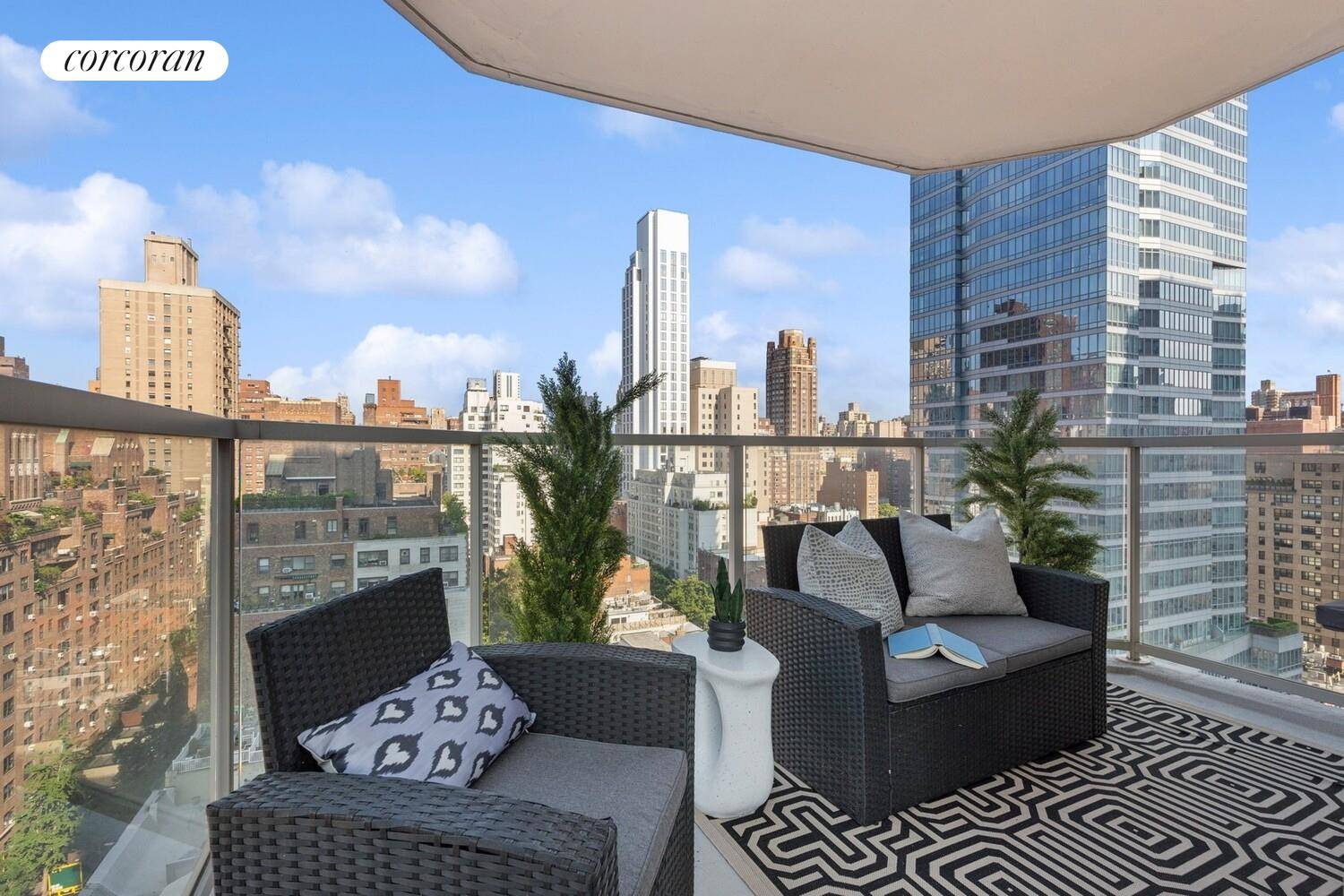 Manhattan, NY 10021,300 E 74TH Street #17C