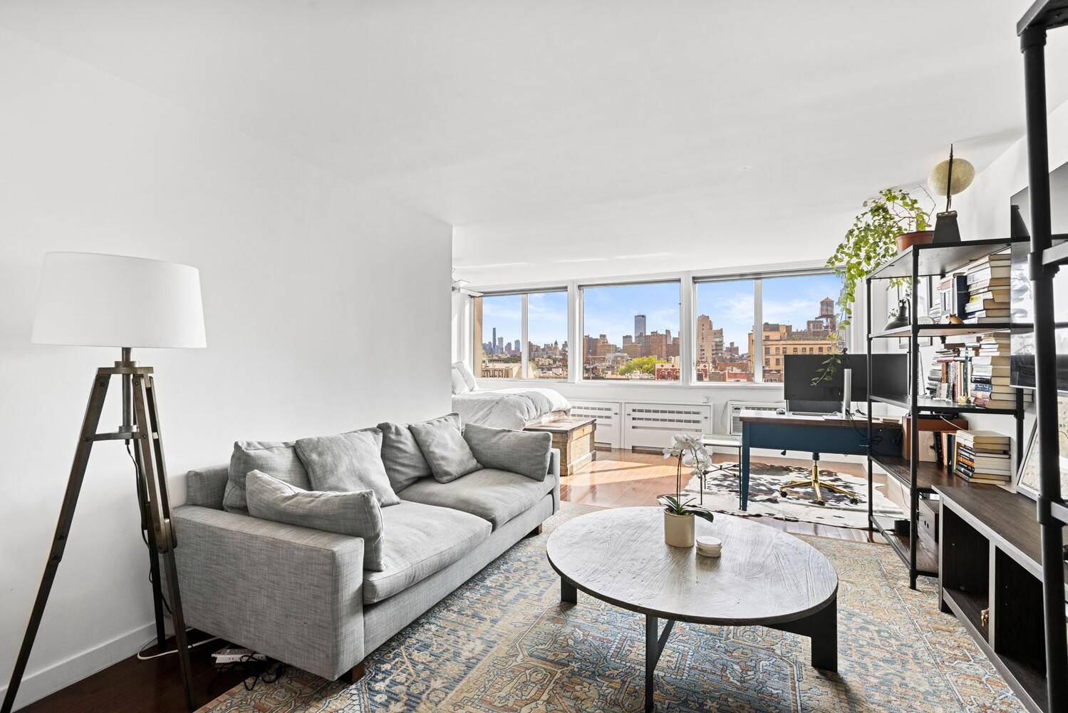 Manhattan, NY 10003,333 E 14TH Street #9G
