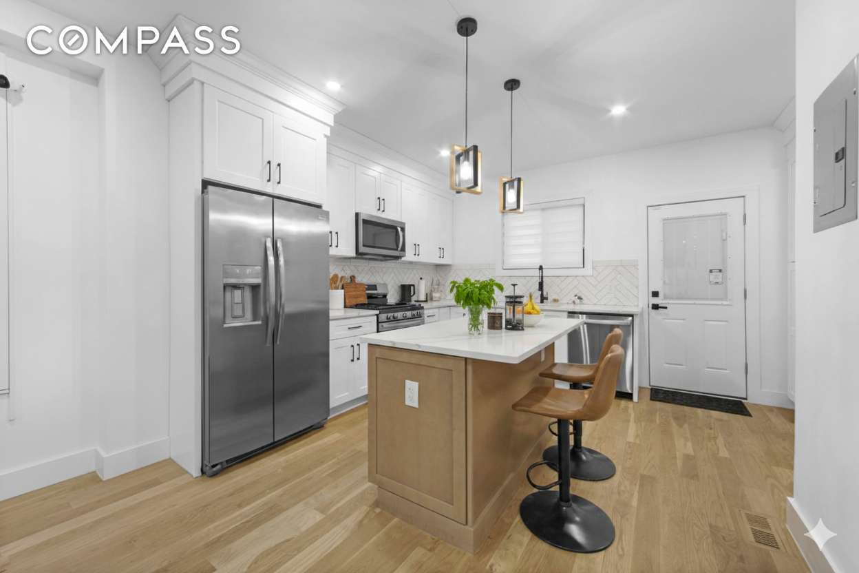 Brooklyn, NY 11210,1173 E 43rd Street