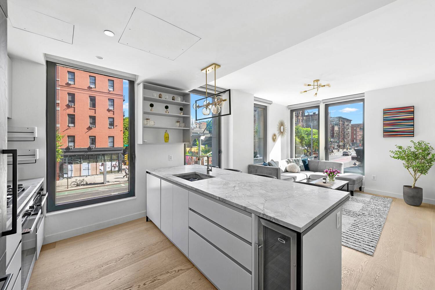 Manhattan, NY 10003,45 E 7TH Street #2D